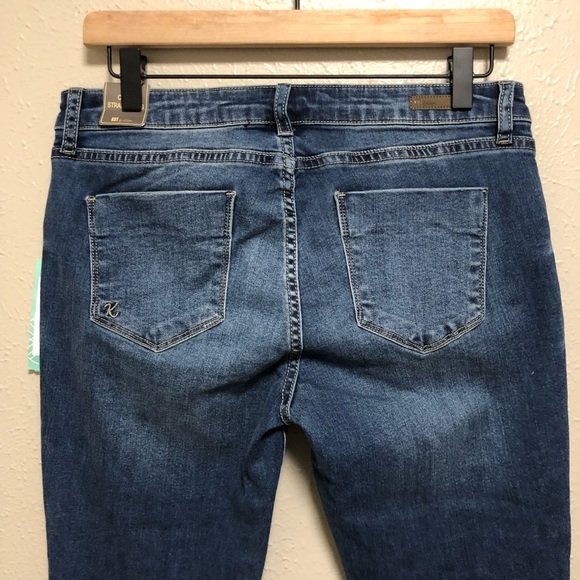 Kut from the Kloth Felice Distressed Capri Jeans - Picture 4 of 8